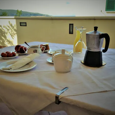 Bed & Breakfast Blue In Blue Komiza