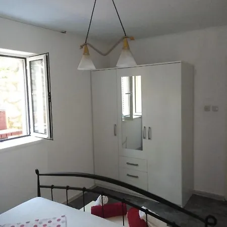 Blue In Blue Bed & Breakfast 3*