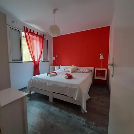 Blue In Blue Bed & Breakfast Komiza